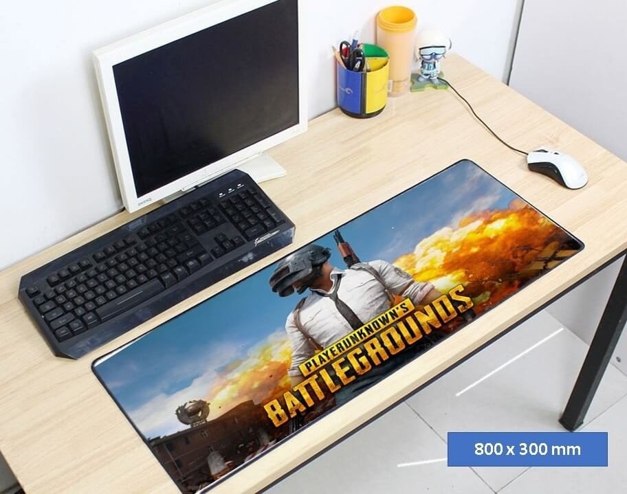 Tapete gamer de las medidas 80x30 cm con el tema Playerunknown's, elaborado con tela ultra fina.